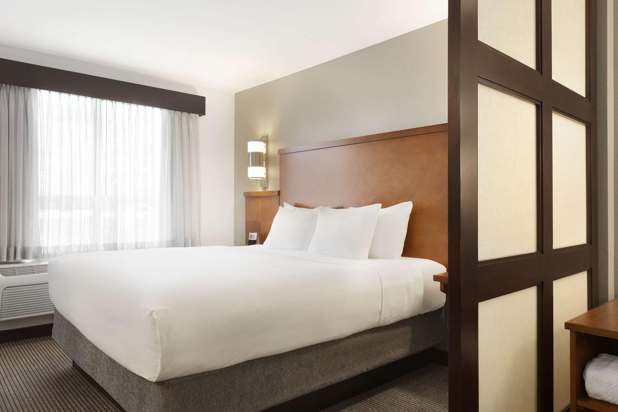 Hyatt Place Portland Airport/Cascade Station Экстерьер фото