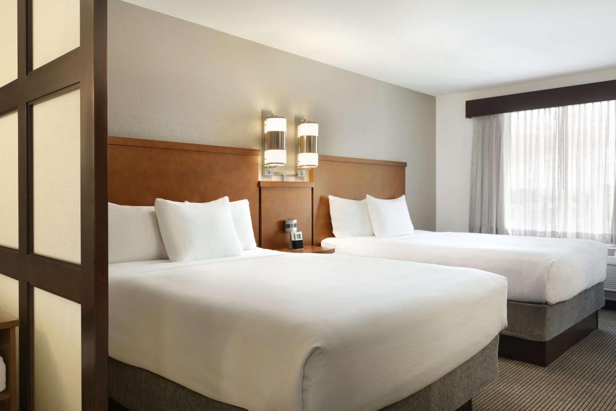 Hyatt Place Portland Airport/Cascade Station Экстерьер фото